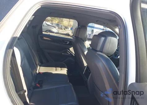 2021 Porsche Cayenne из США, поврежденный, VIN WP1AA2AY1MDA04010